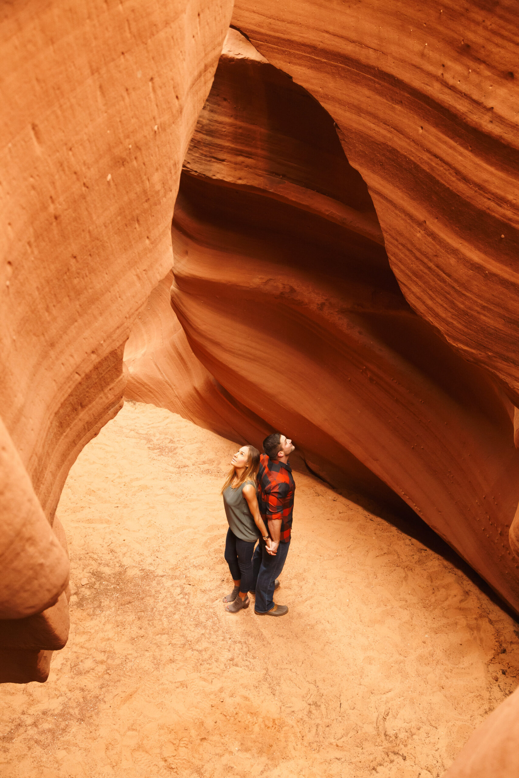 Antelope Canyon Engagement-35.jpg