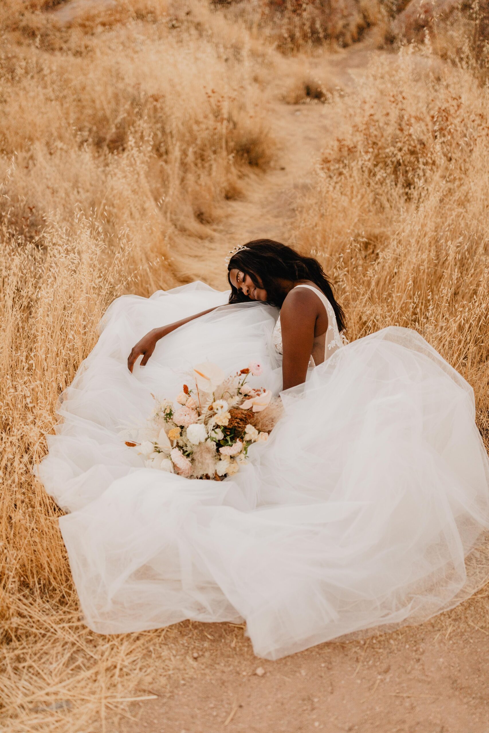 Vasquez Rocks Styled Shoot-29.jpg