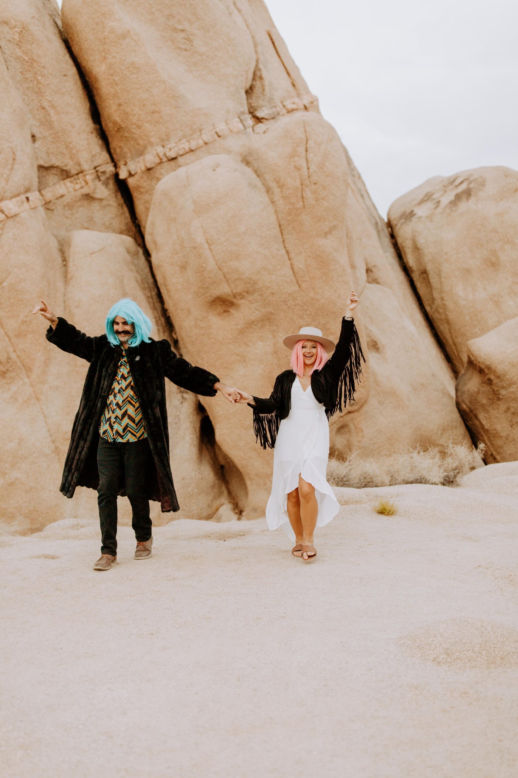 Ashley + Kyle adventure joshua tree session desert-108.jpg