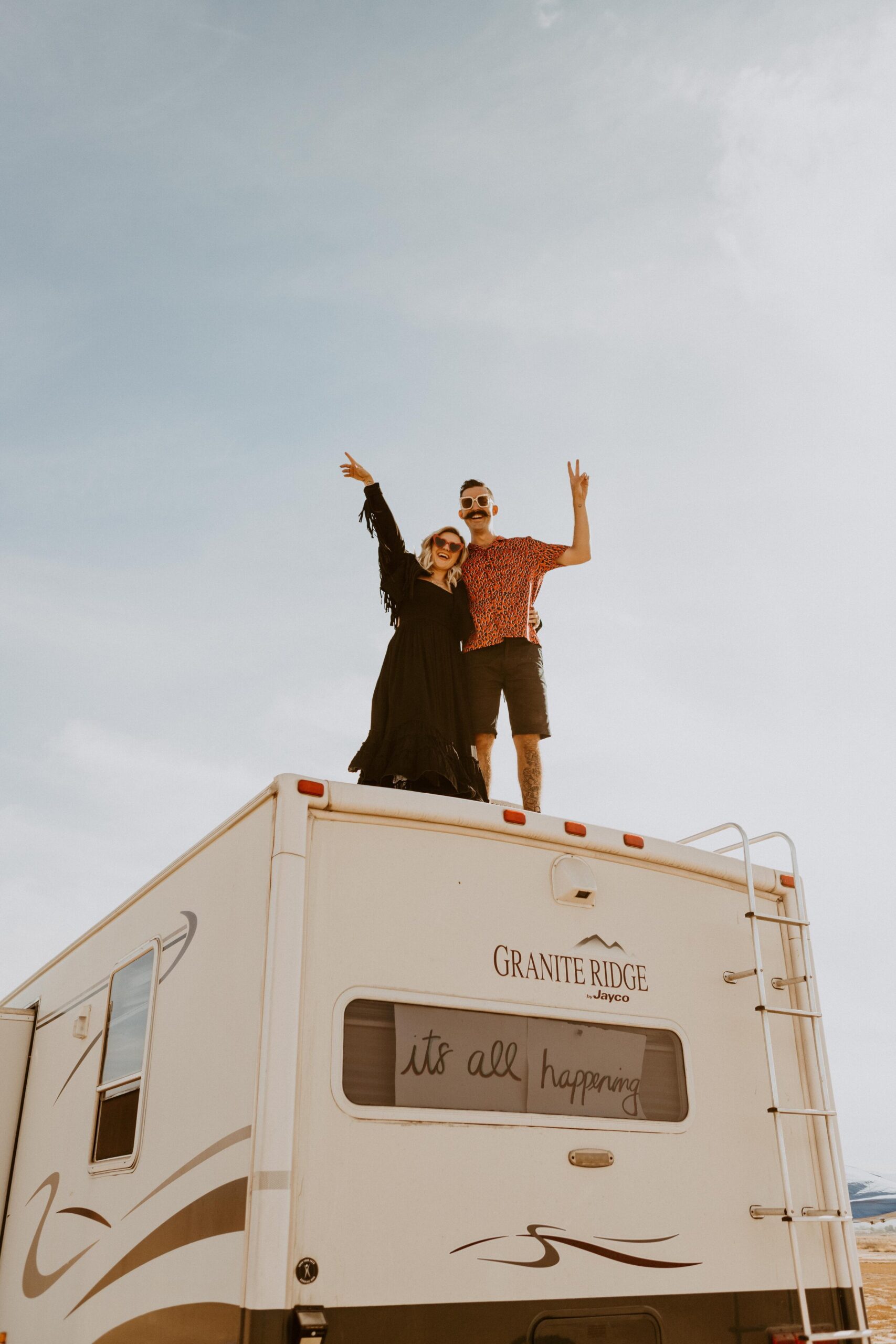 Ashley + Kyle adventure joshua tree session desert-11.jpg