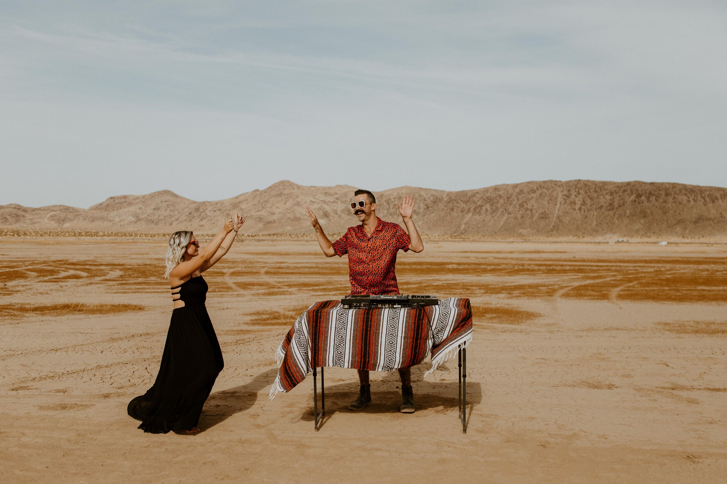 Ashley + Kyle adventure joshua tree session desert.jpg