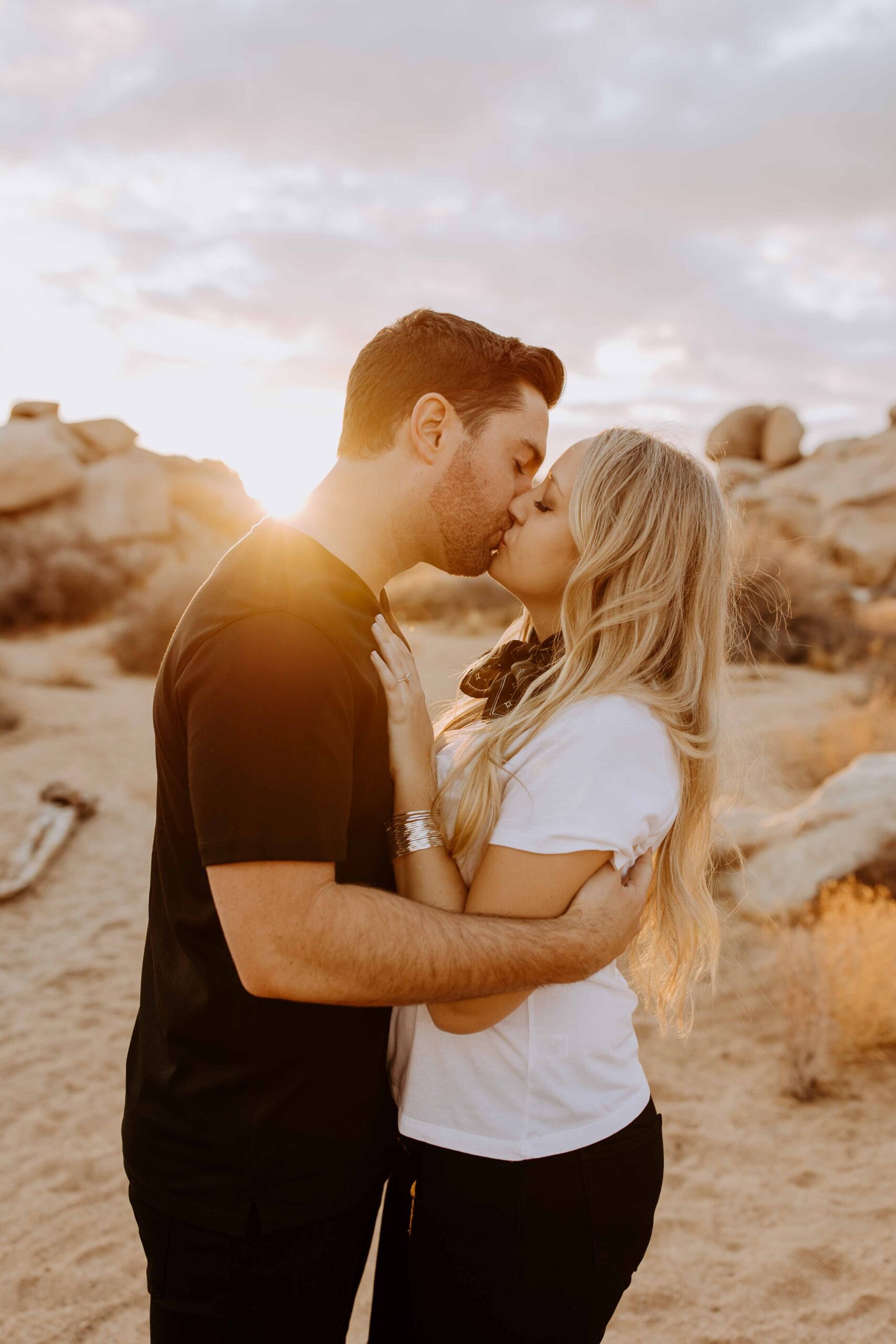 joshua tree adventurous engagement-38.jpg