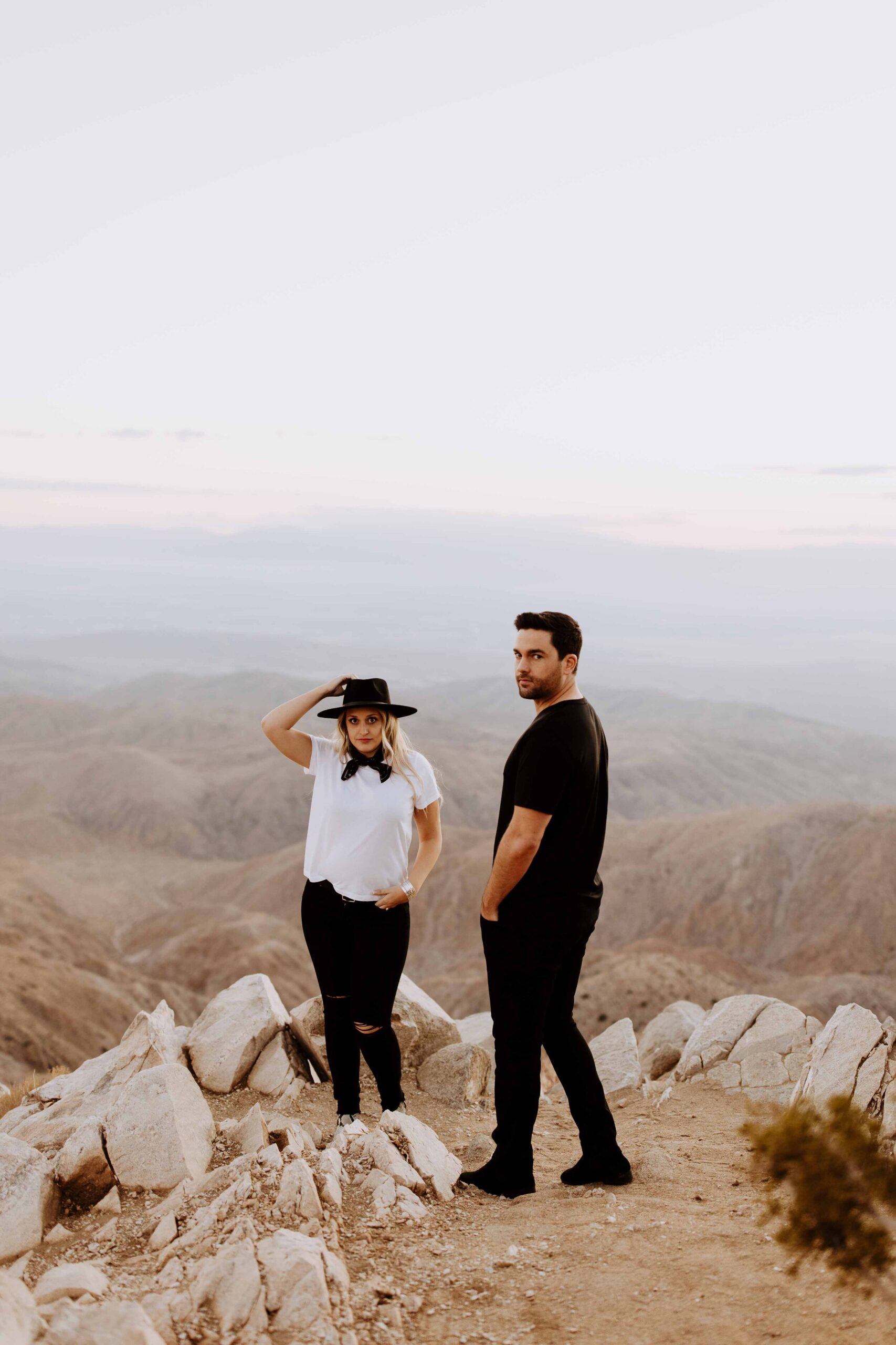 joshua tree adventurous engagement-44.jpg