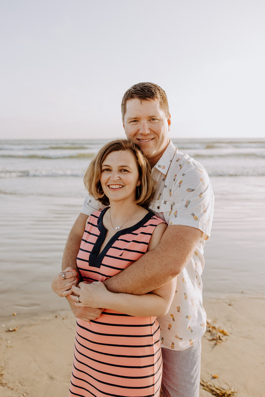 gina flytog coronado beach hotel del family portaits san diego photographer-13.jpg