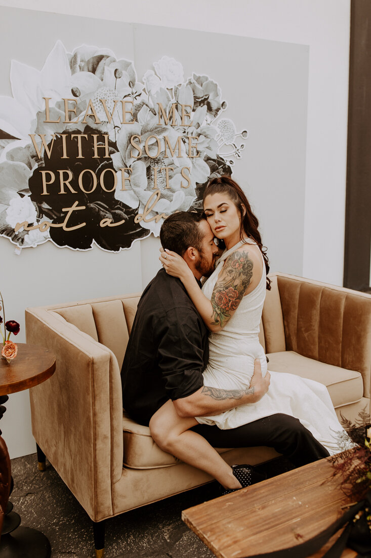 edgy vegas elopement-43.jpg