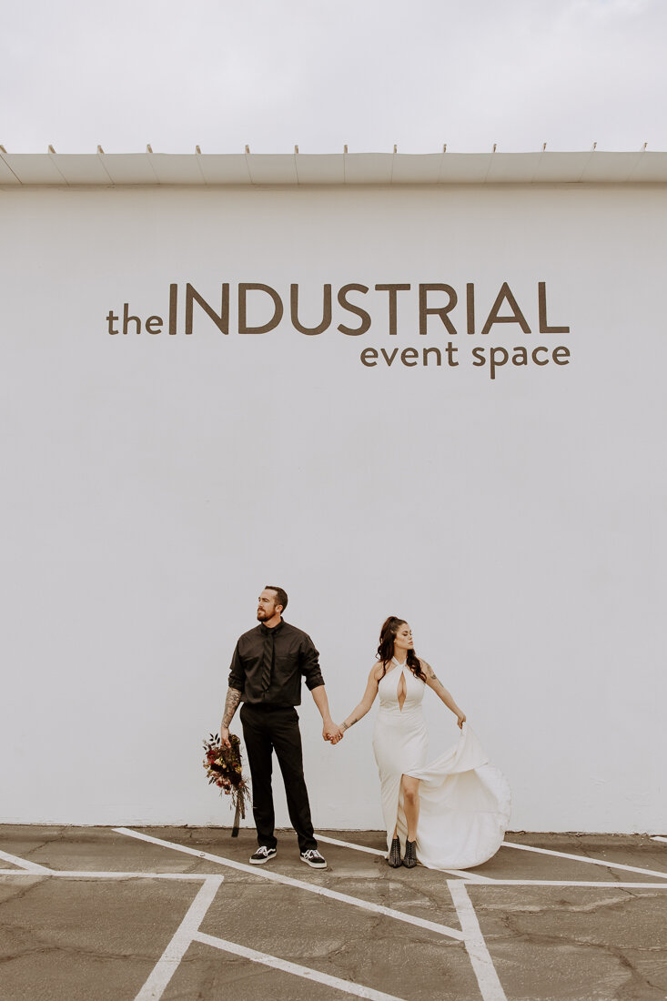 edgy vegas elopement-45.jpg