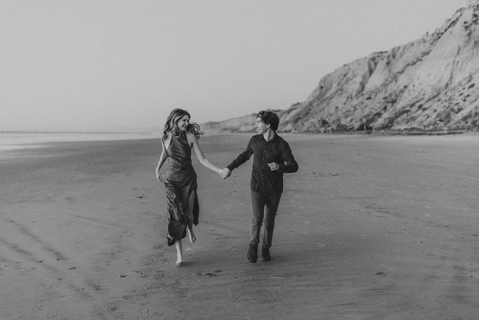 Katie + Francisco - Torrey Pines La Jolla Glider Port Cliffside Beach Engagement Photographer-152_websize.jpg