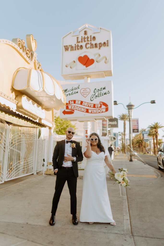 Ana isabel and Jorge's Wedding Elopement in Las Vegas Little White Chapel Photographer