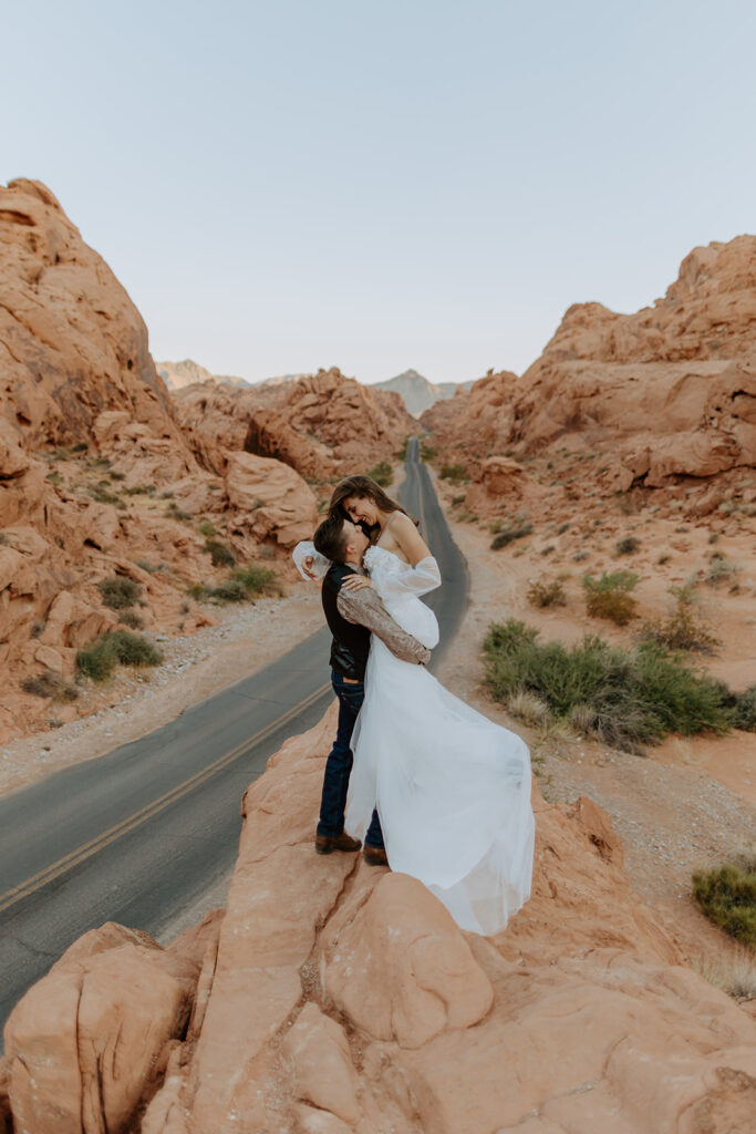 Valley of Fire Elopement Photographer